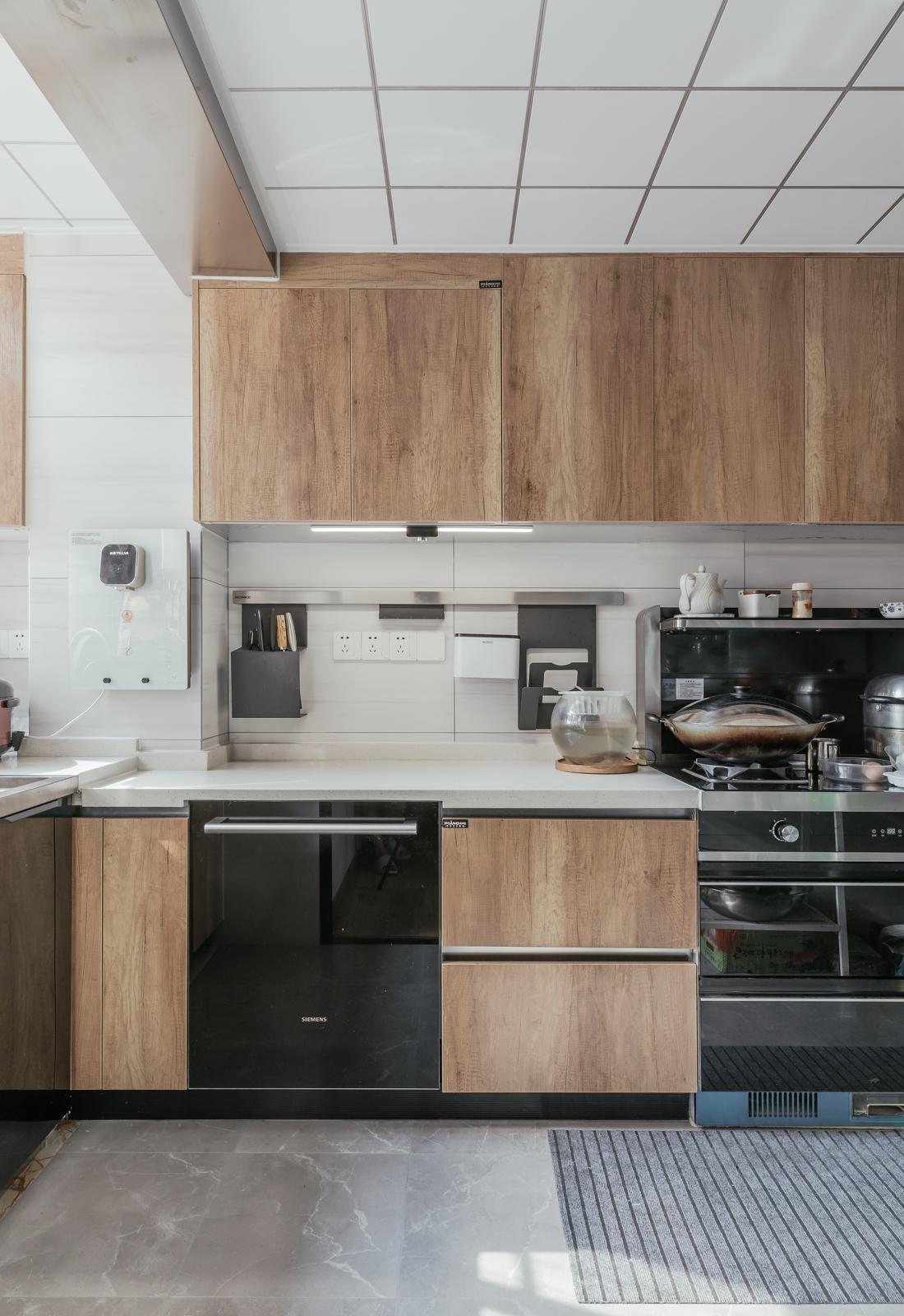 原木风自然简约生活空间设计-25