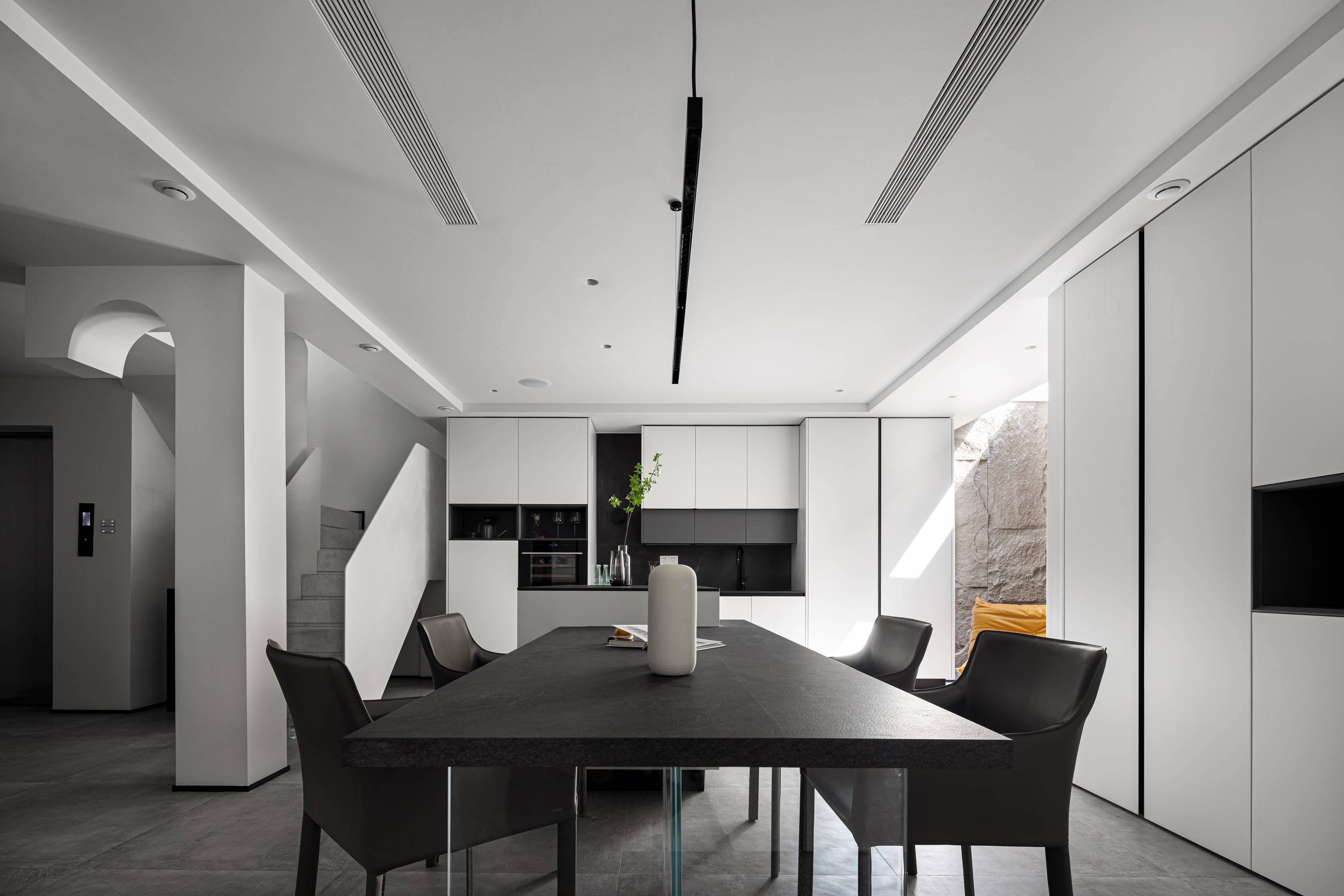 现代极简主义住宅设计丨HZ 高端设计事务所,逸品装饰-17