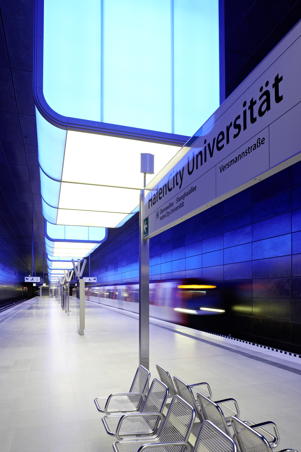 Hafencity University Subway Station | Raupach Architects-10