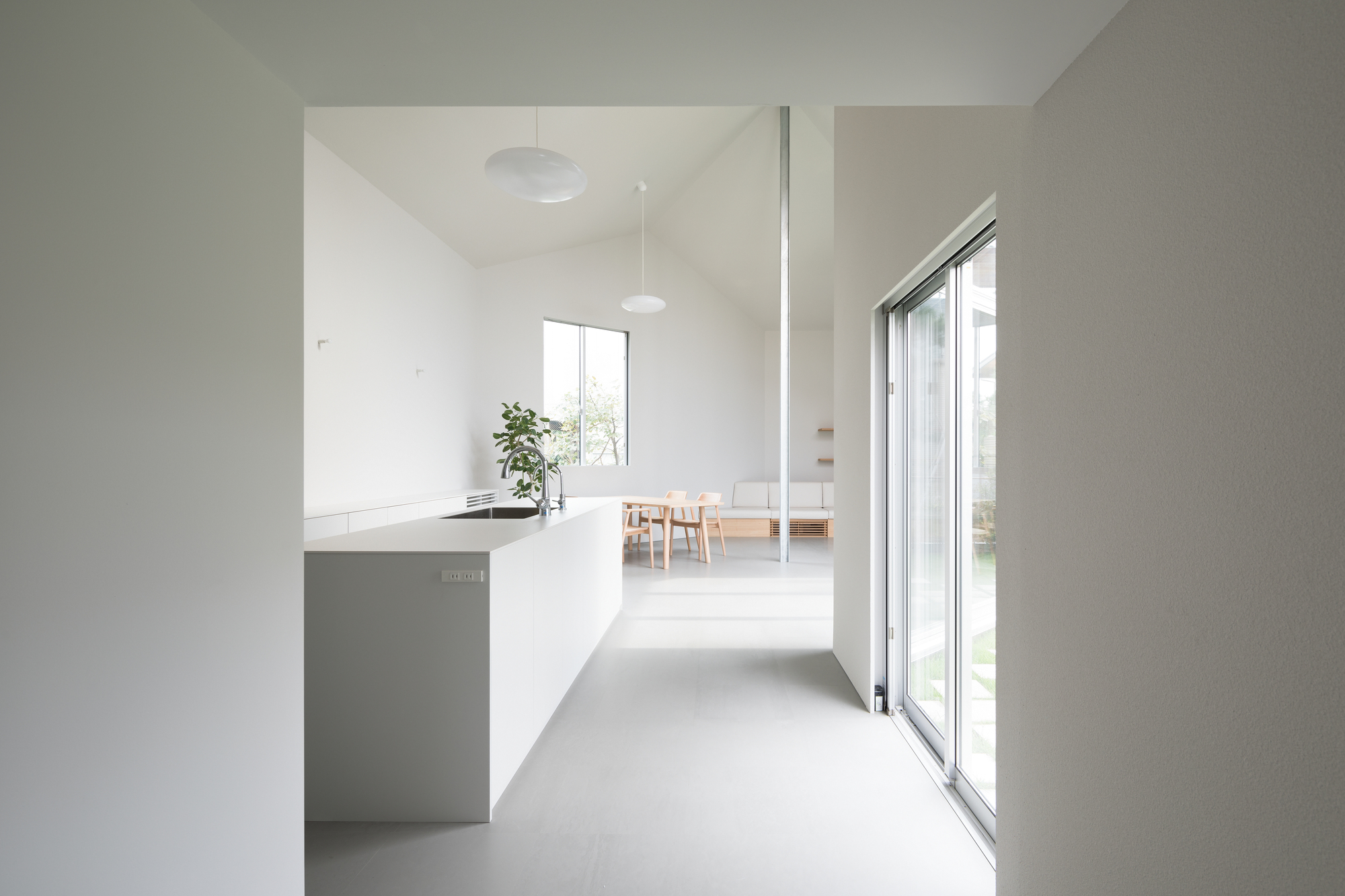 Giant House in Oiso / Fumiko Takahama Architects-15