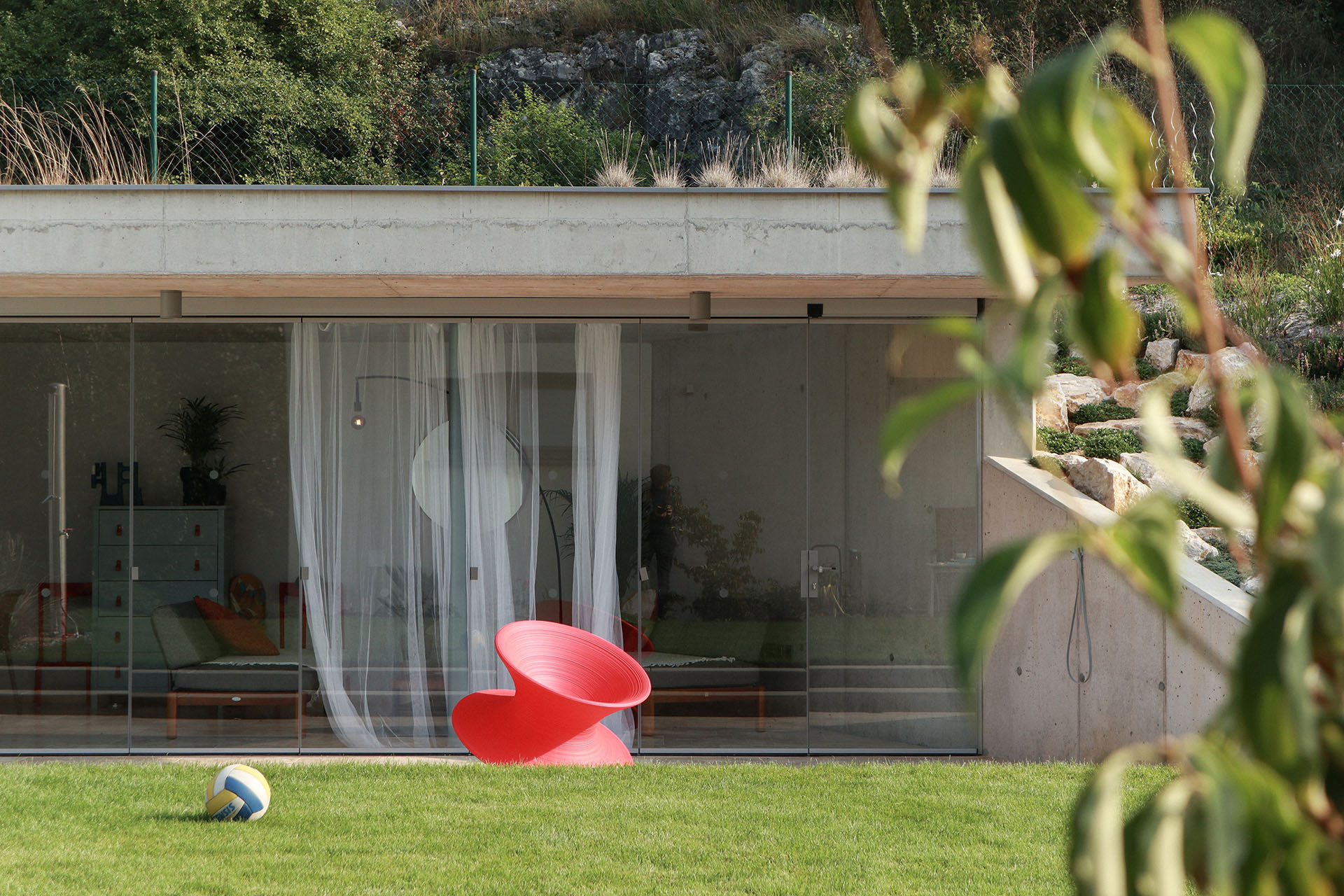 带夏季厨房和桑拿的花园小屋丨斯洛伐克丨Adam Lukačovič Architects-55