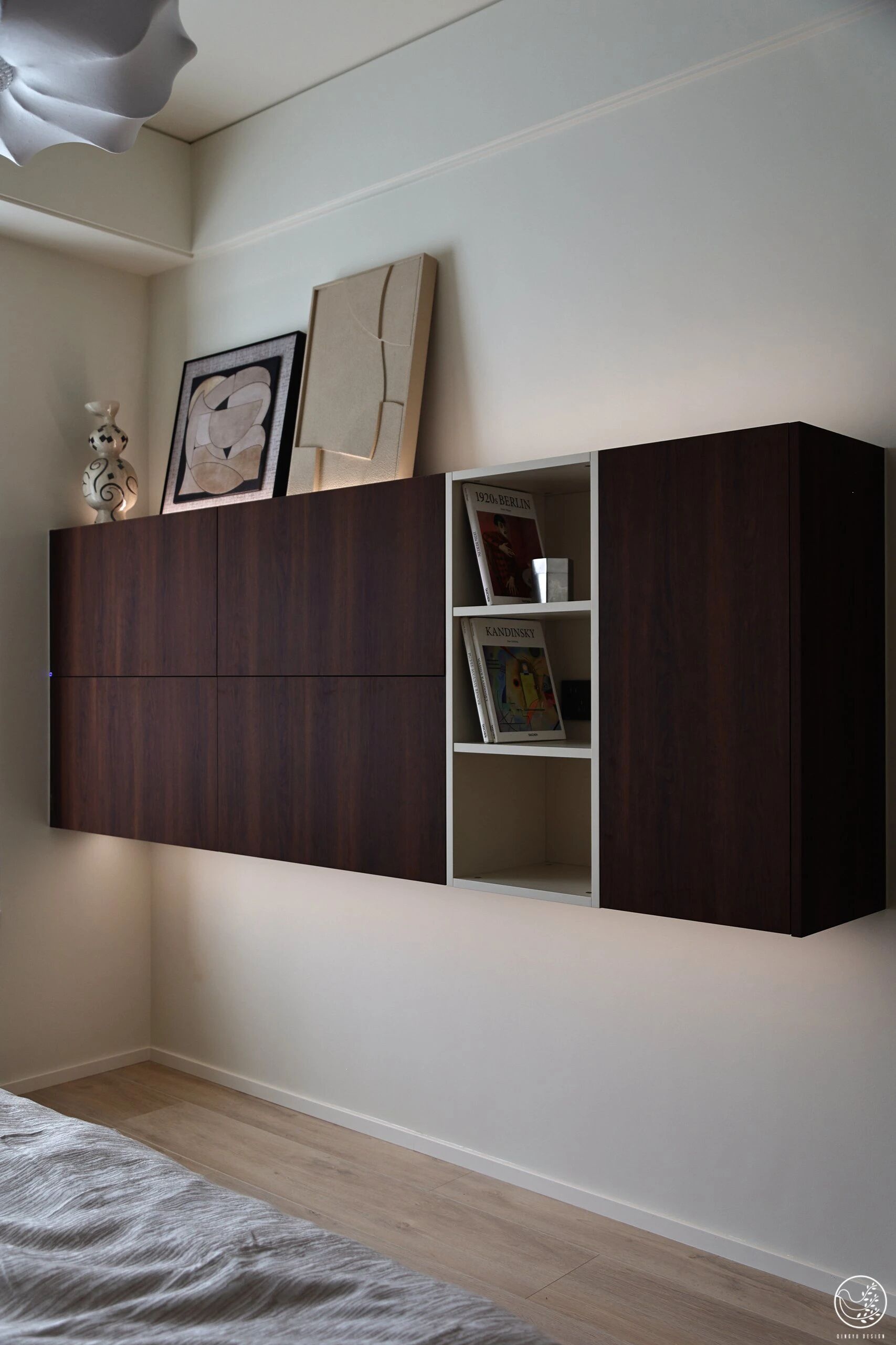 复古且时髦，在松弛与精致之间游刃有余-48