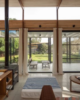 拉索尼阿达小屋丨阿根廷布宜诺斯艾利斯丨IR arquitectura,Joaquin Portela