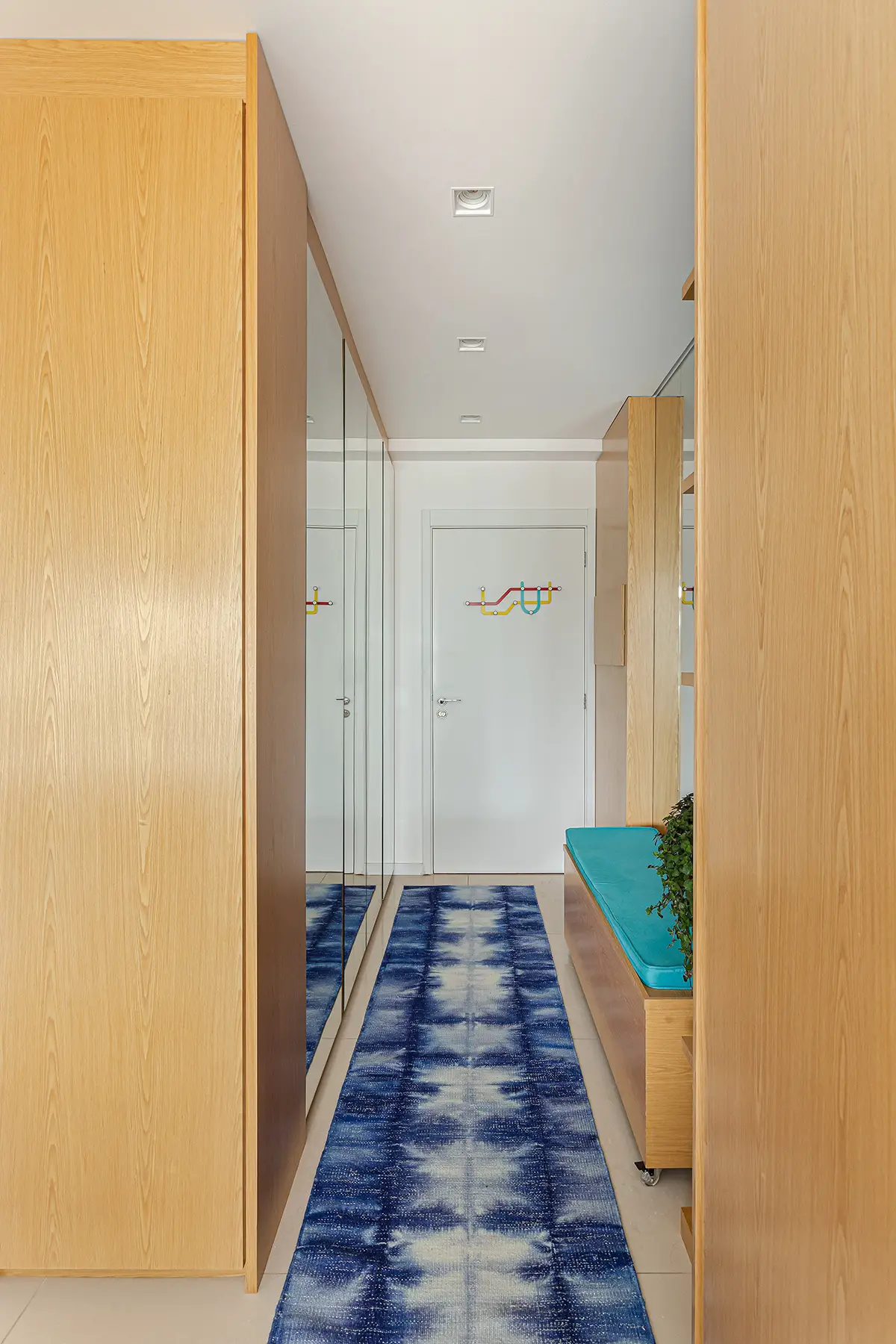 La chambre est bien dissimulée dans ce mini loft de 48m2-21