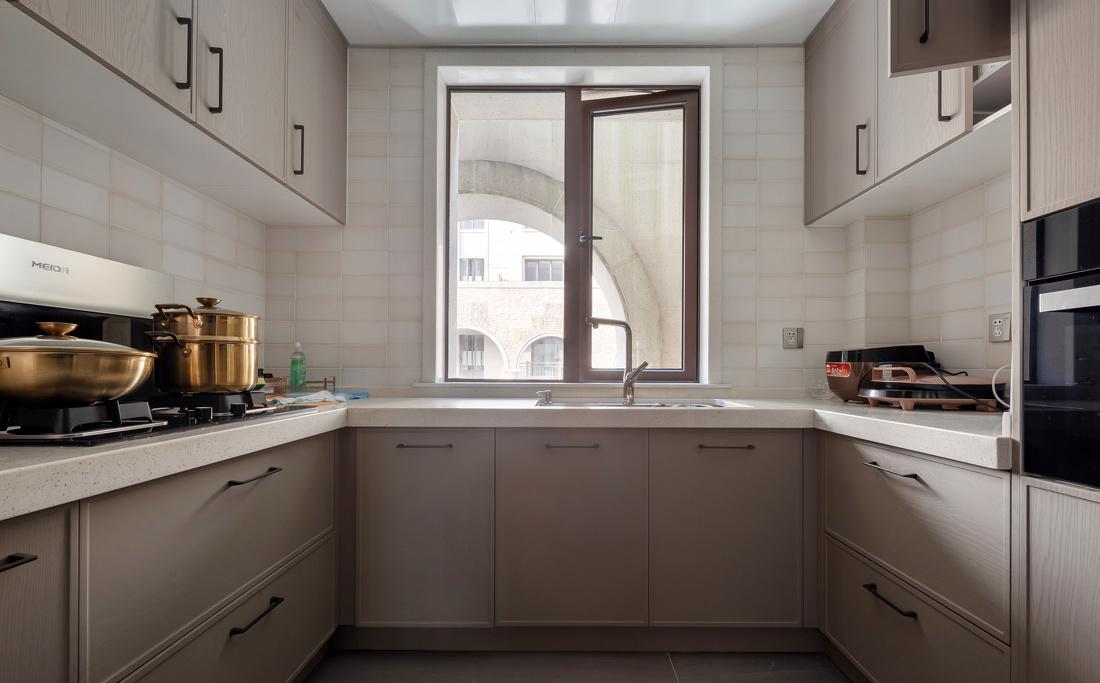 白色调木质空间，打造舒适生活-24