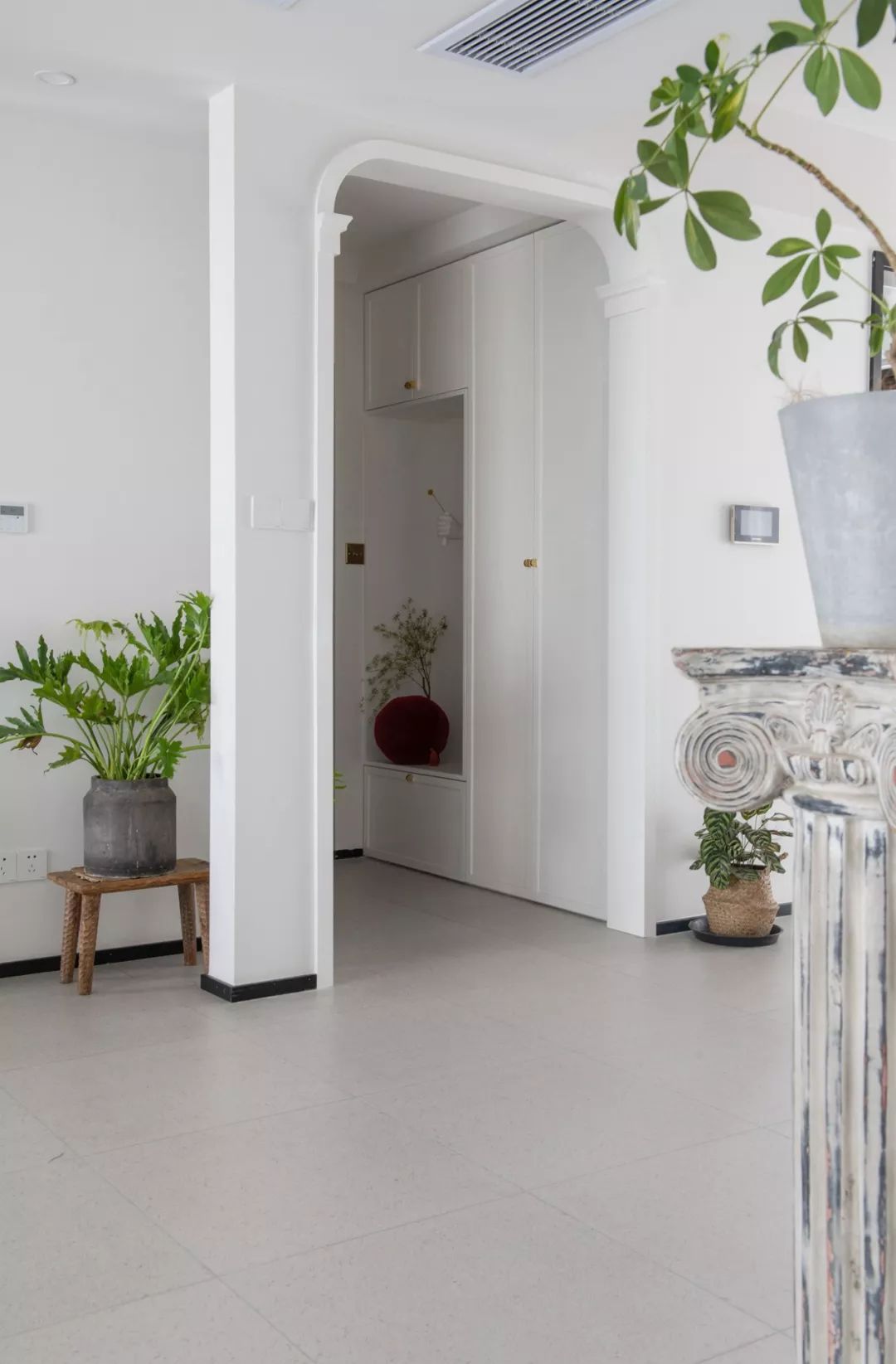 115㎡多彩混搭住宅，打造轻奢复古艺术空间-9