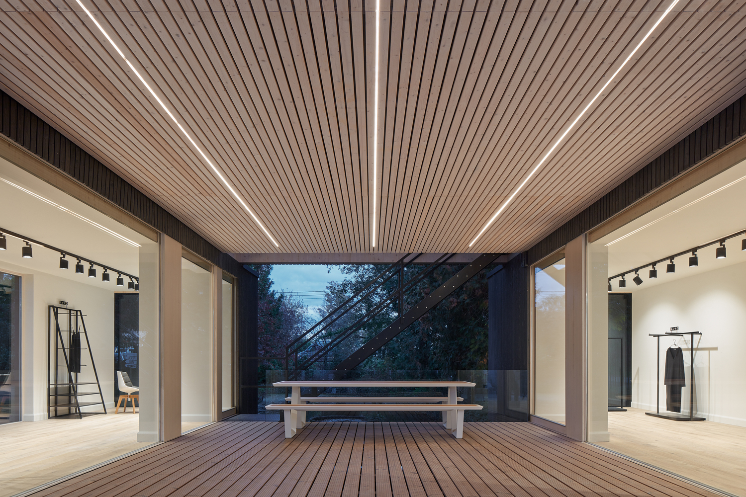 比利时 GAB 展示厅 | 快速搭建的模块化设计-11