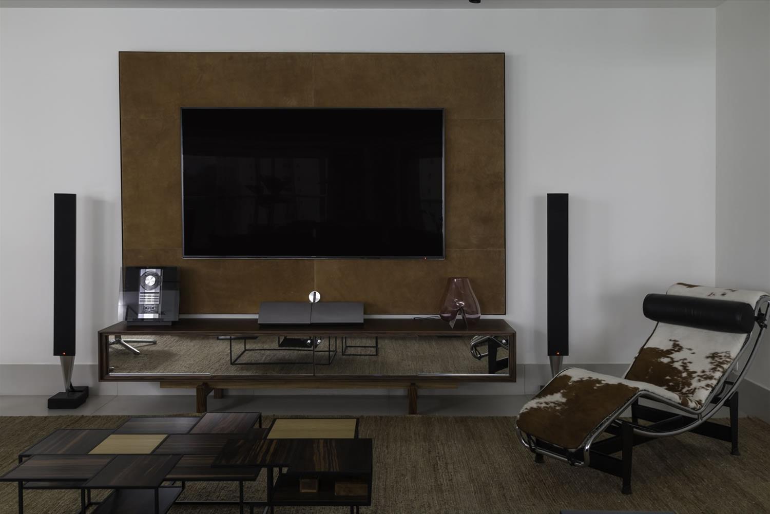 巴西 SP 市 LAF 公寓,木质与玻璃的现代混搭-4