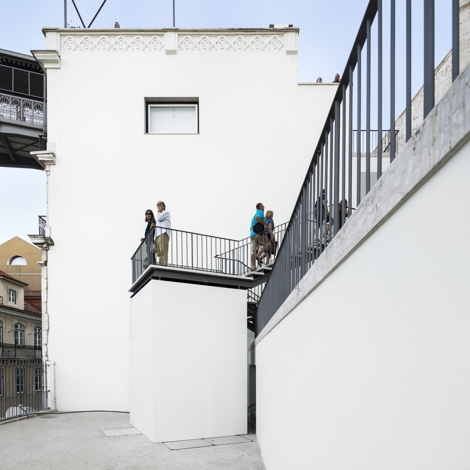 里斯本 Chiado 公共空间改造丨葡萄牙里斯本丨Álvaro Siza 和 Carlos Castanheira-21