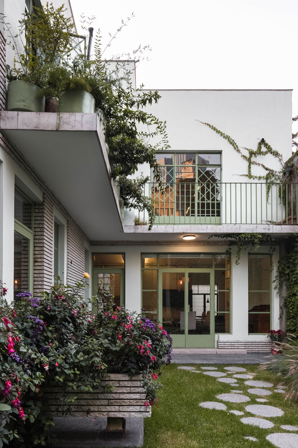 墨西哥城 40 年代老宅变身时尚办公空间-30