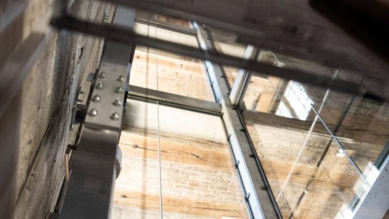 Käfigturm 改造与电梯安装丨瑞士伯尔尼丨atelier a und b ag-8