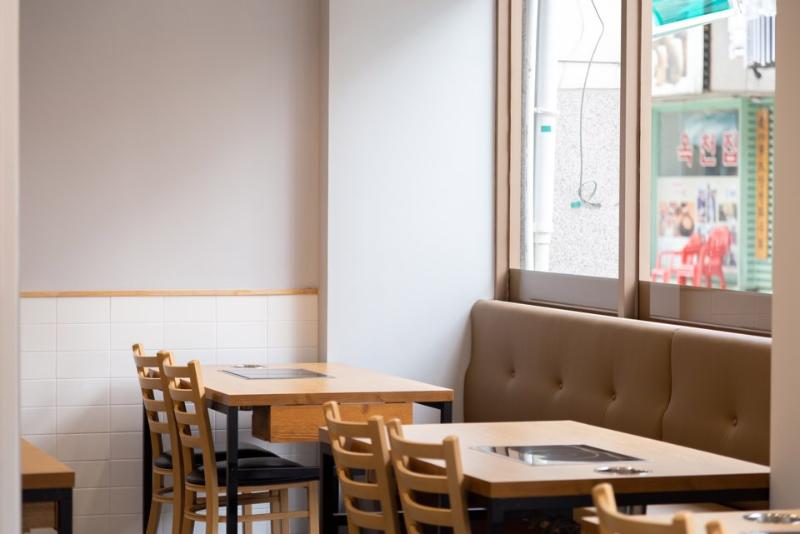 30 平海洋汤馆，极简风格打造温馨空间-7