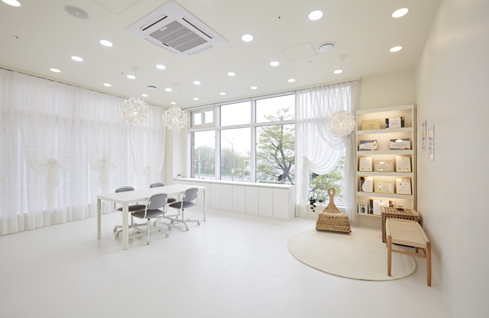 首尔 SPS Academy 15 坪现代美容院设计-2