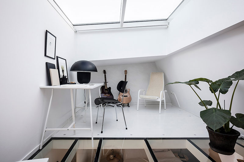 斯德哥尔摩屋顶公寓——黑白浪漫空间-20