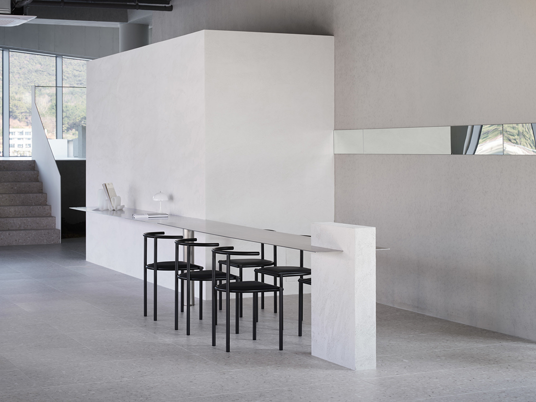 简洁风咖啡店面包店空间SINKI HAERO，韩国 | Designed by designby83 - 面包店 - 餐厅LOGO-VI空间设计-全球餐饮研究所-5