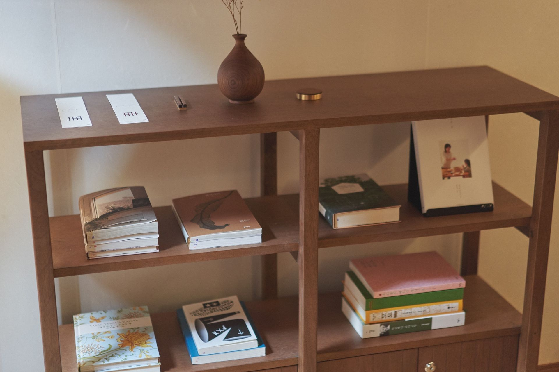 Z_Lab 设计 | 德国一本书民宿（ONE BOOK STAY）-51