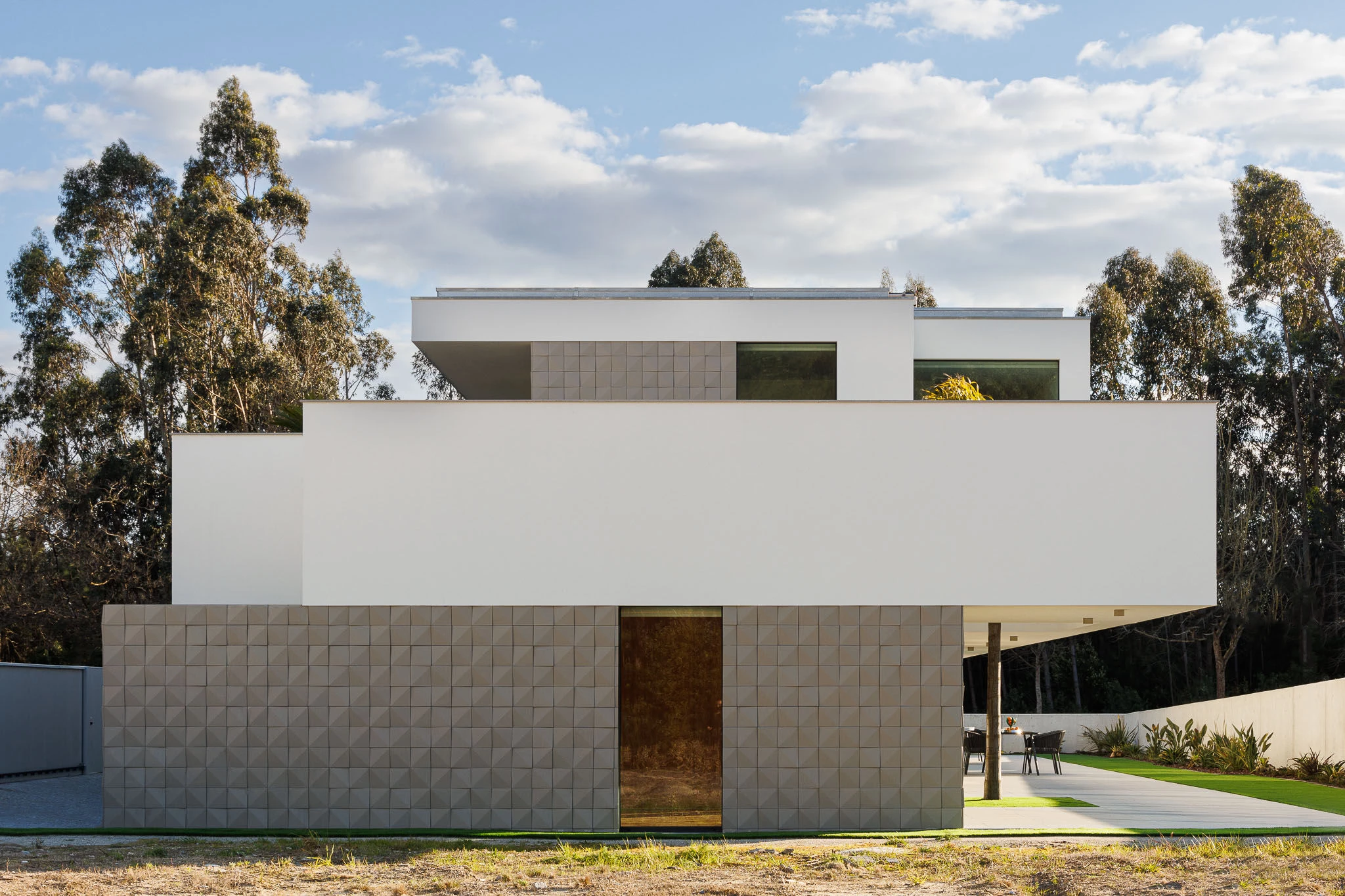 极简长形私宅设计丨葡萄牙-23