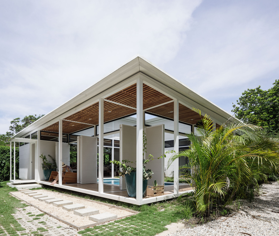 Jícaro House · 山丘之上的生态住宅设计-0