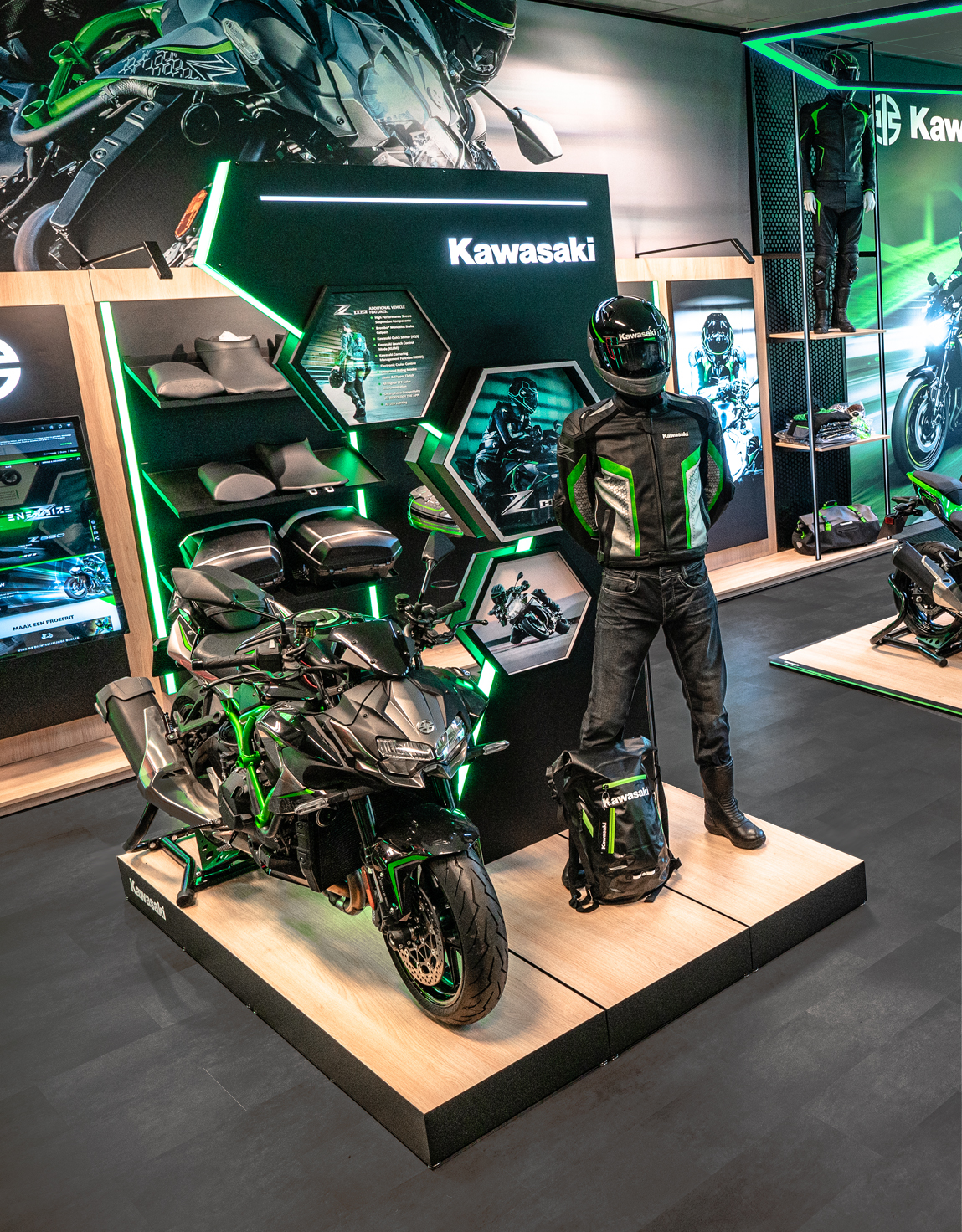 Kawasaki Motors 新零售形象店丨Impact-16