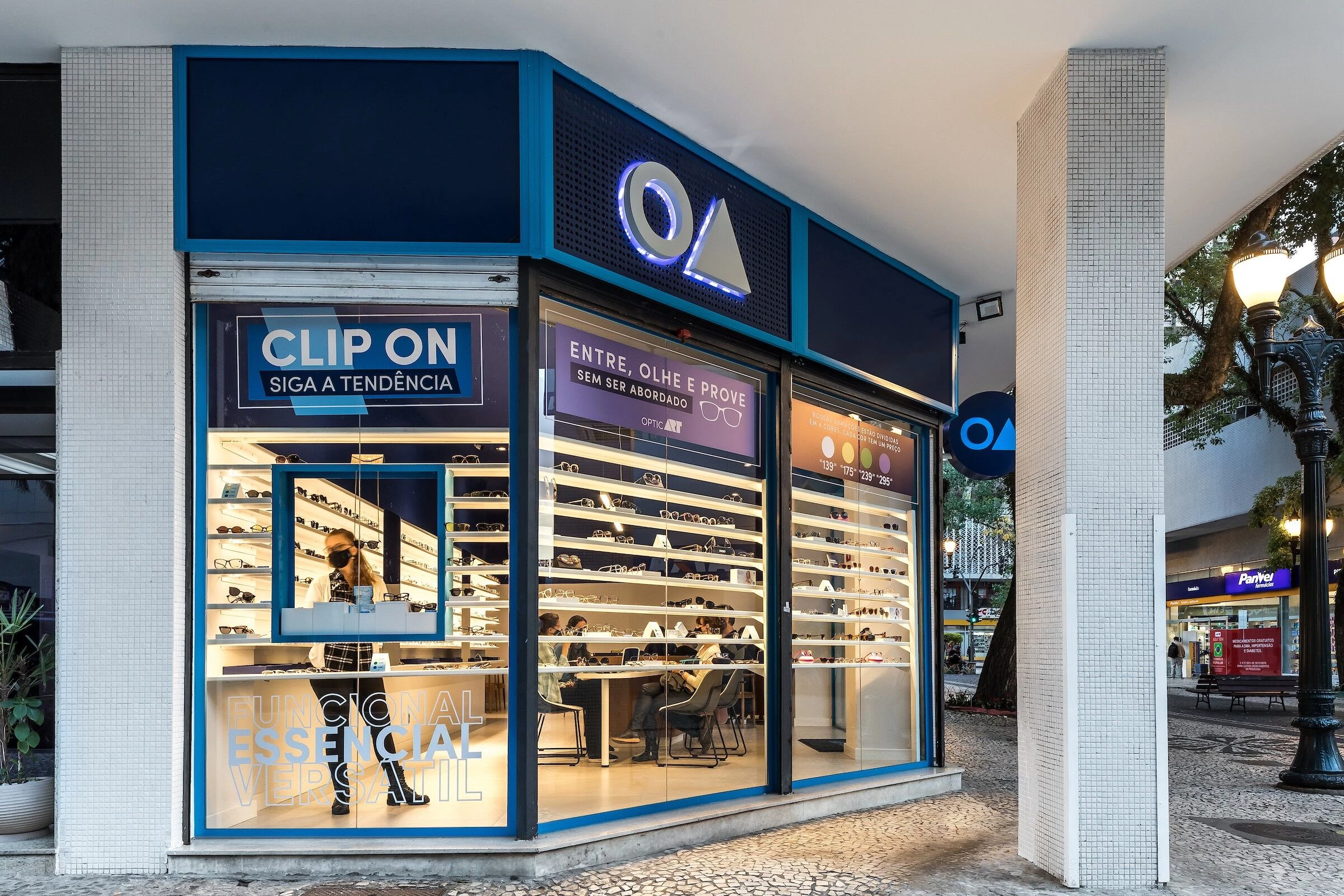 光艺术商店丨巴西丨Solo Arquitetos-7