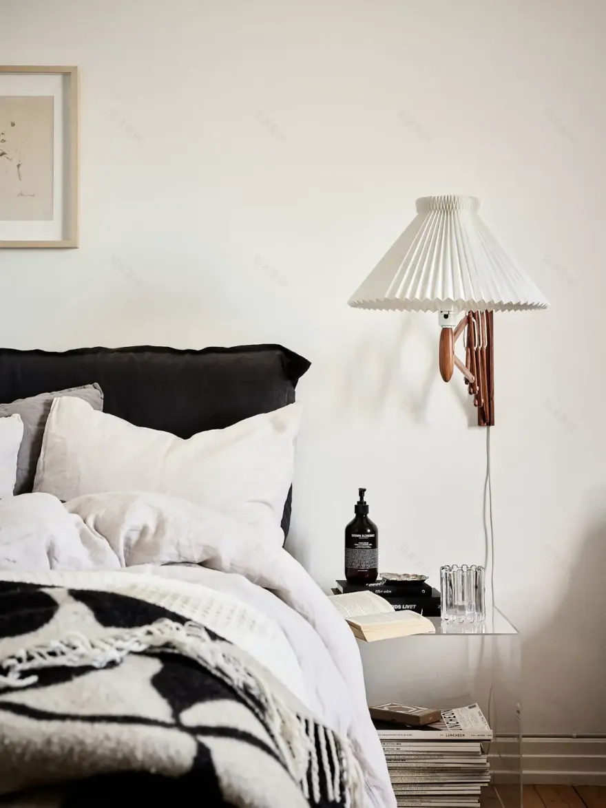 瑞典 35m2 黑白雅致工作室 | 现代而不冷淡的典范-4