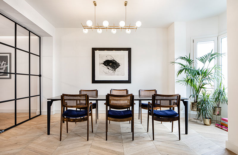 西班牙帕尔马时尚公寓 | 现代空间与艺术收藏的完美融合-5