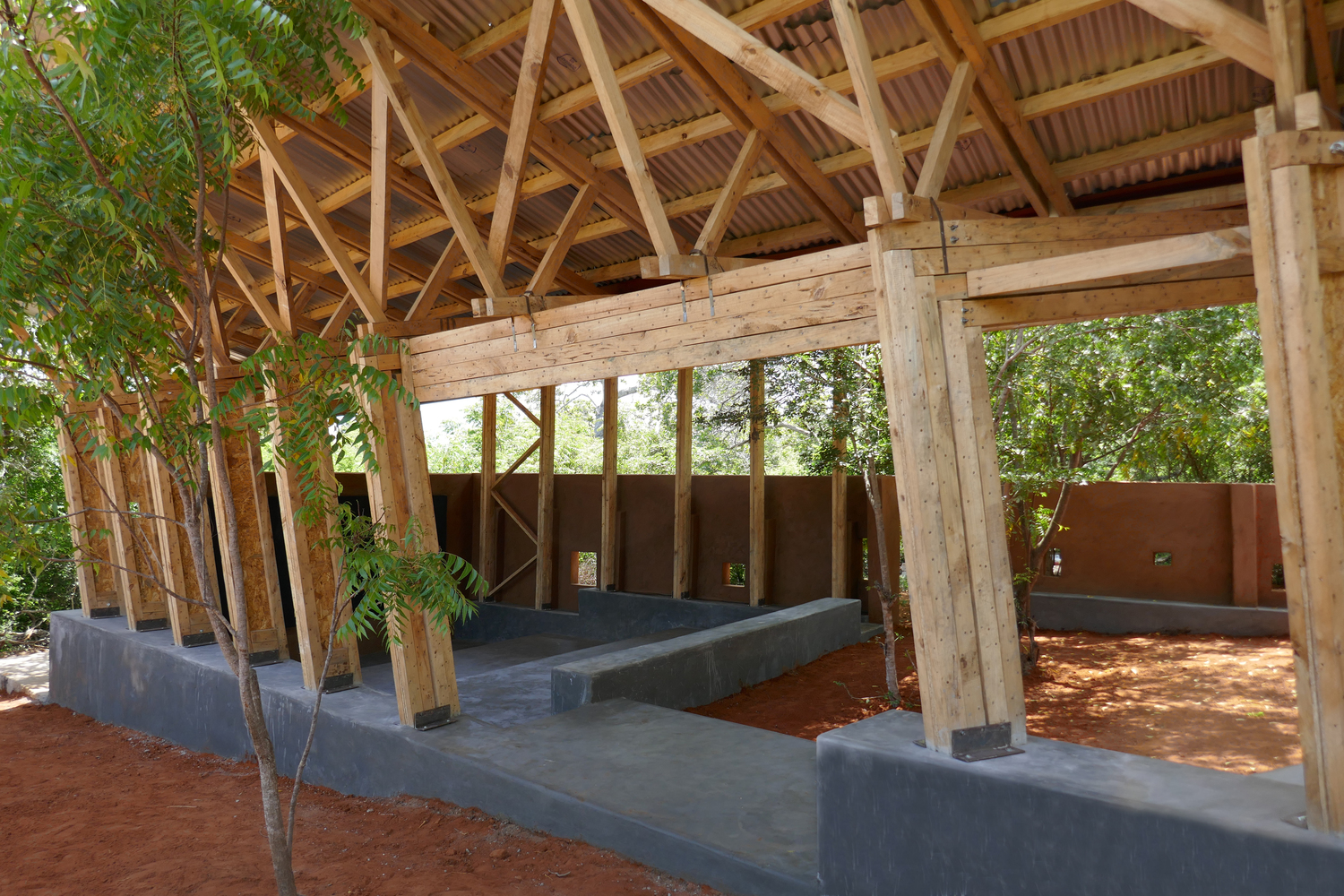 生态莫约教育中心教室与图书馆  稀缺与创意工作室-20