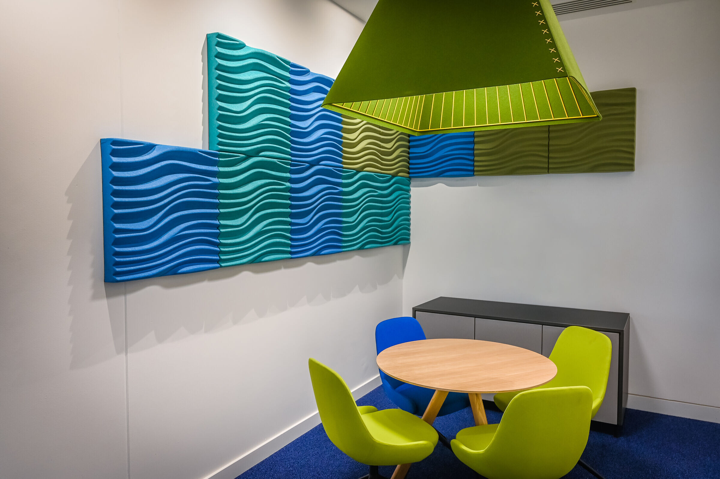 Sheffield 银行创新休息区-15