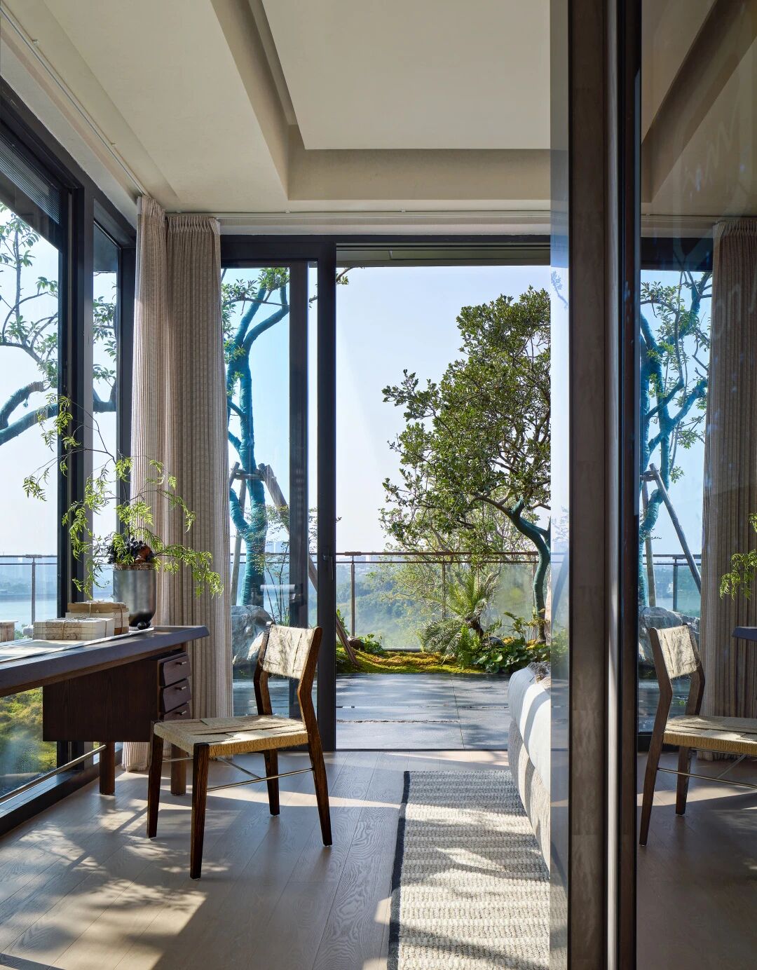 金地御湖颂丨中国广州丨硬装矩阵纵横,软装矩阵鸣翠-27