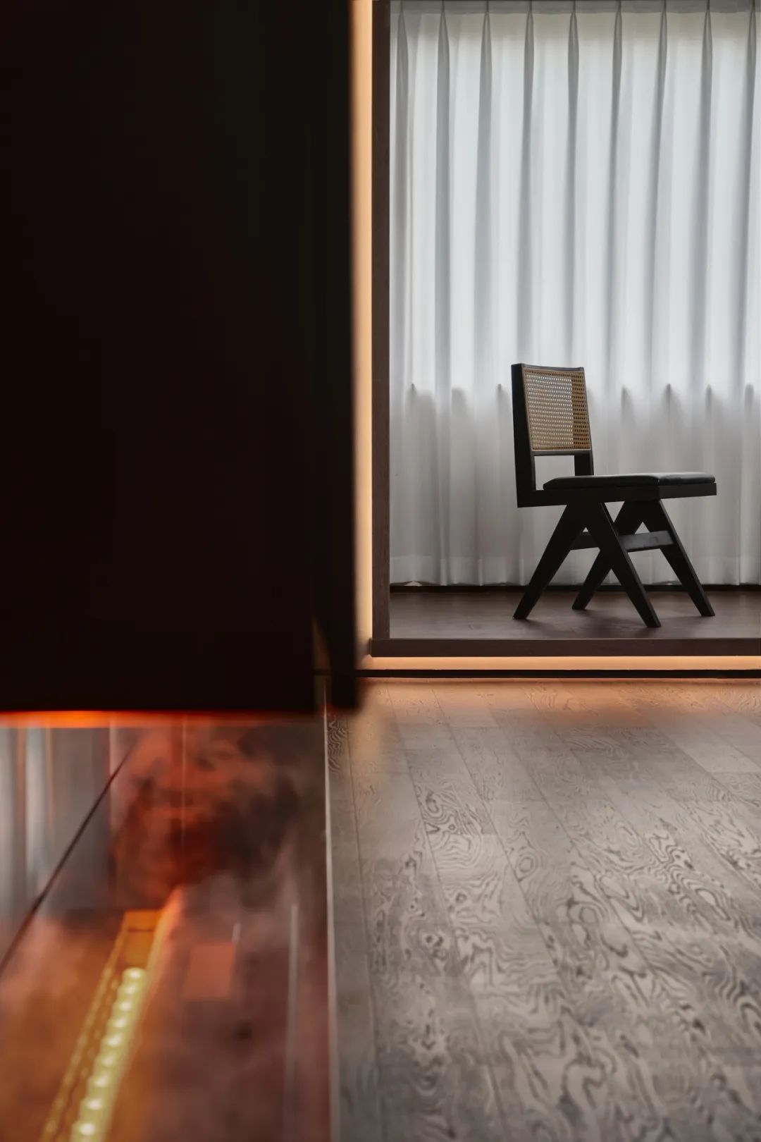 光影弥散 · 王少彬设计的艺术空间丨锦华装饰-1