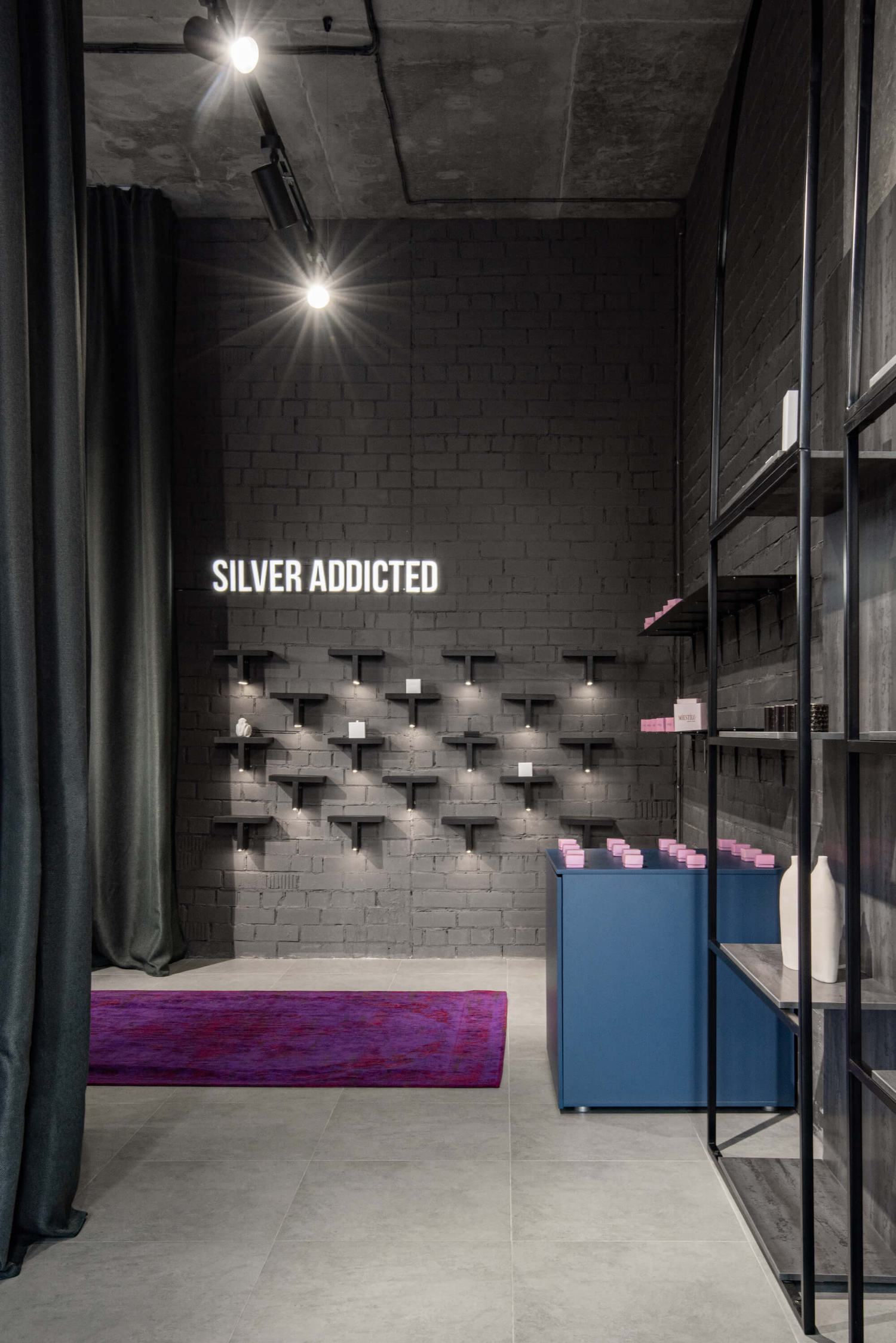 ACSY 珠宝店丨俄罗斯车里雅宾斯克丨米开朗基罗设计工作室-32