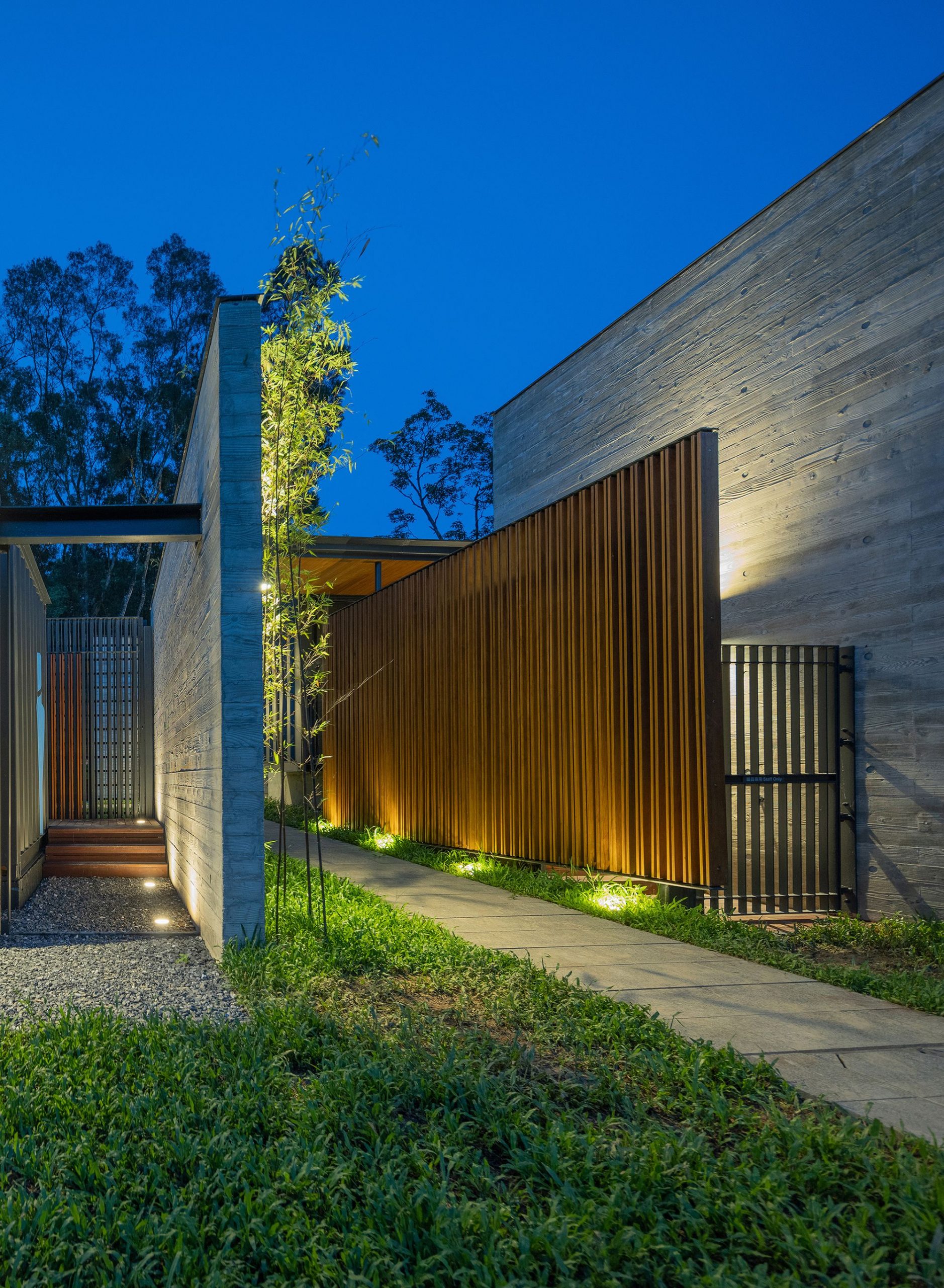 HOI HA VISITOR CENTER | ARCHSD - ARCH2O-3