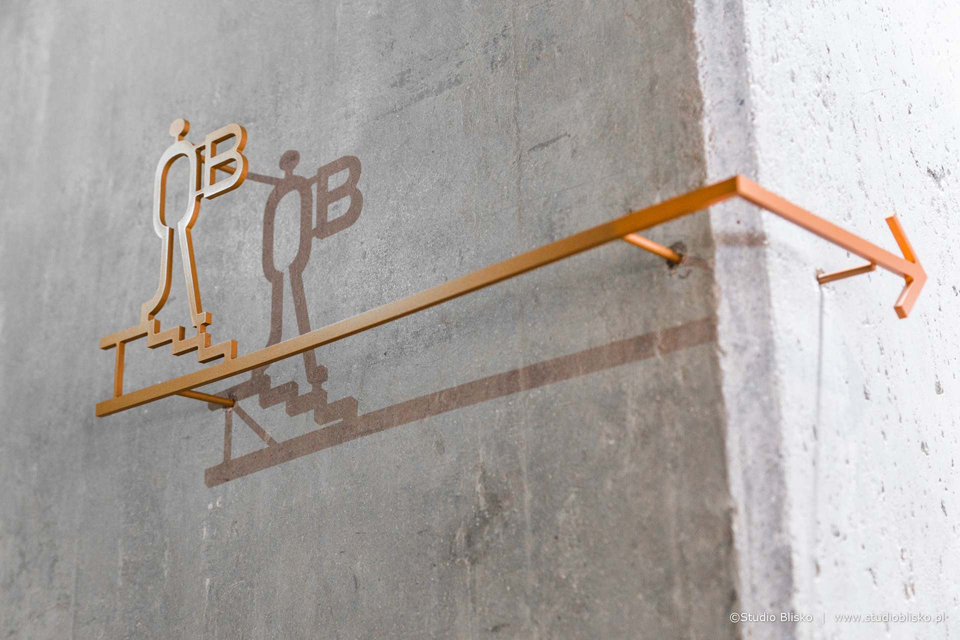 普鲁德尼中心-环境标识设计-10