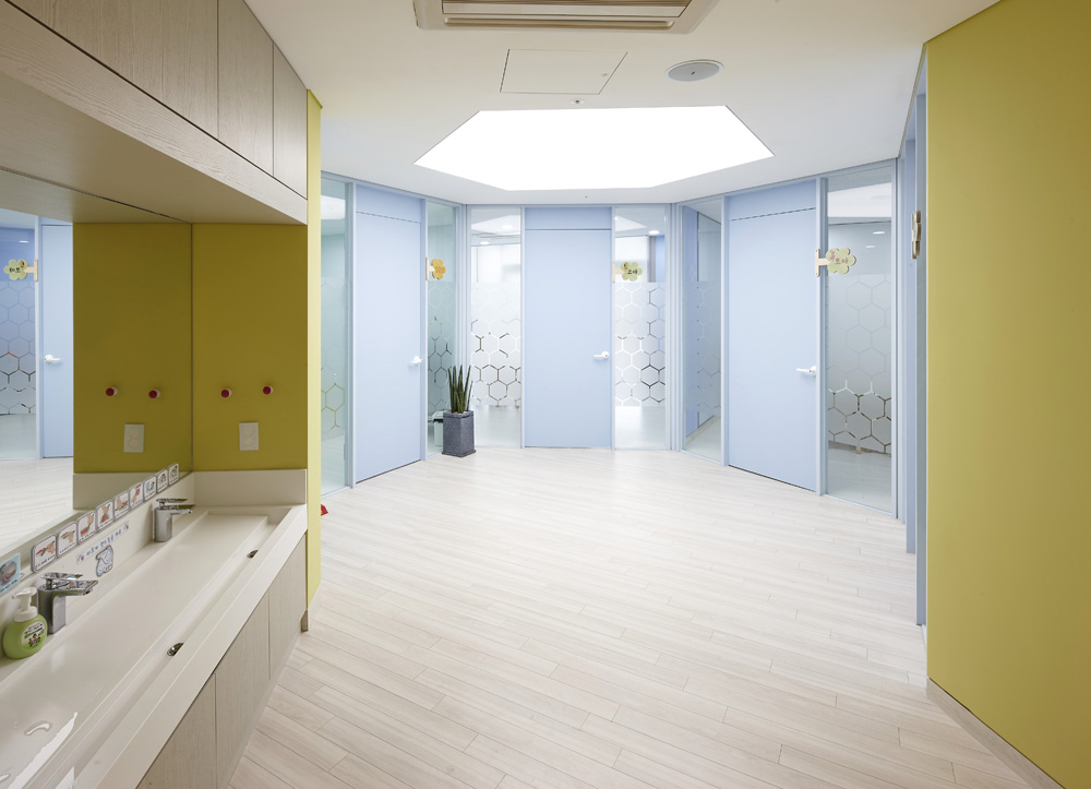 250 平亲子乐园 | 温馨舒适的现代设计-25