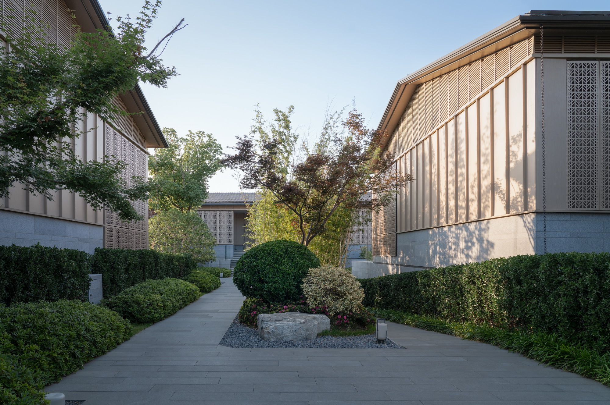 Banyan Tree and Angsana Suzhou Shishan / GOA (Group of Architects)-23