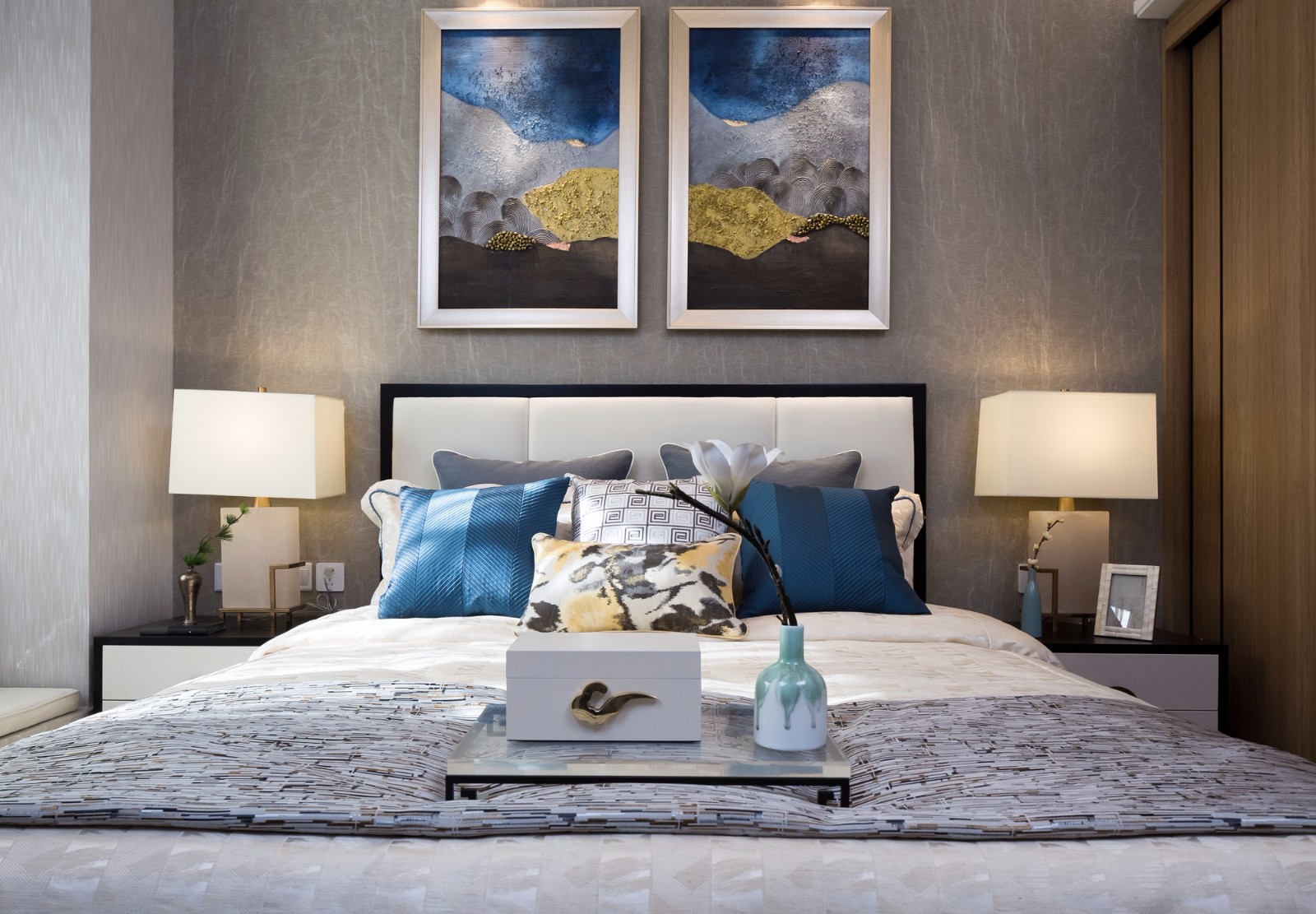 亚新·美好香颂样板房 | 传统与现代的完美融合-14