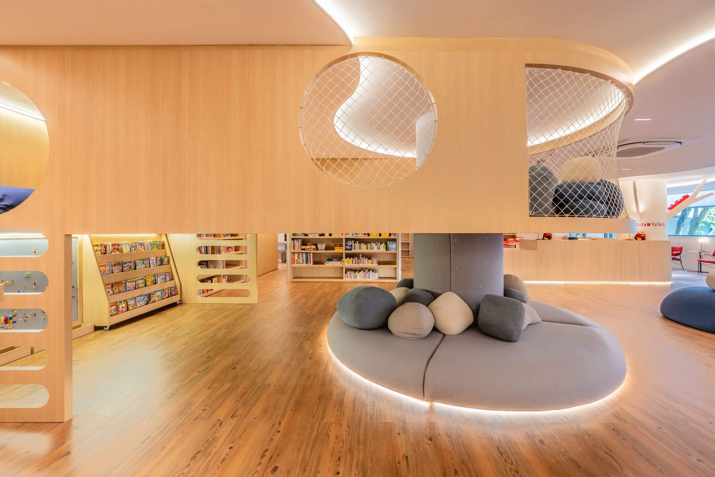 MAB3 and Zénite create forest of books for a Brazilian library-19