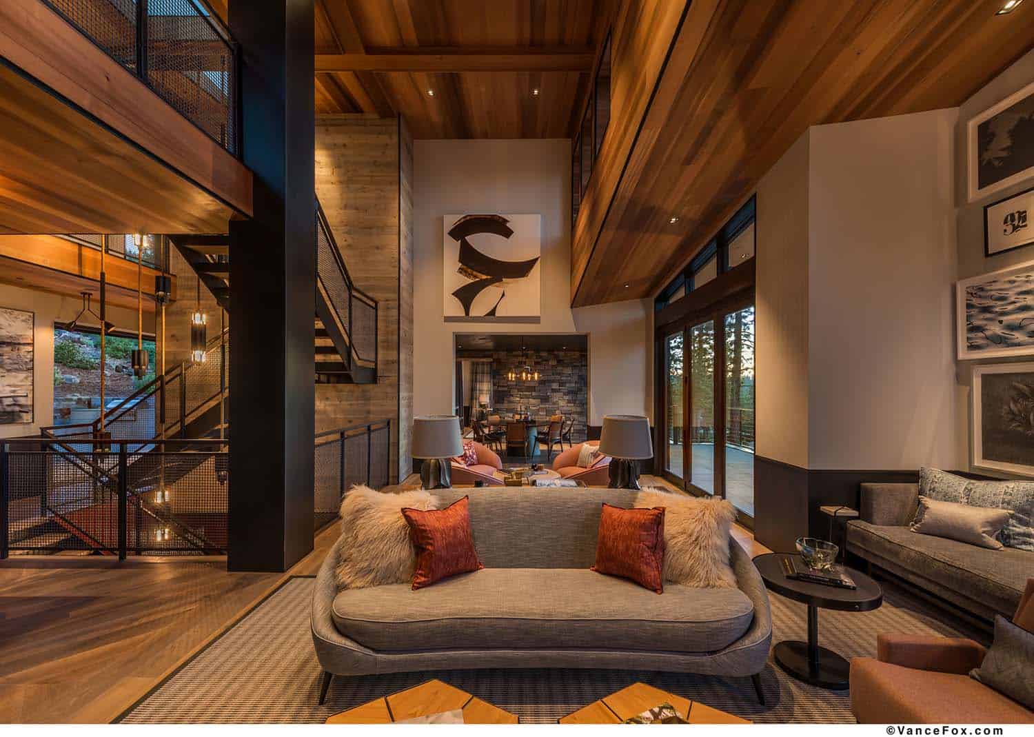 Northern California mountain retreat displays impressive design details-5