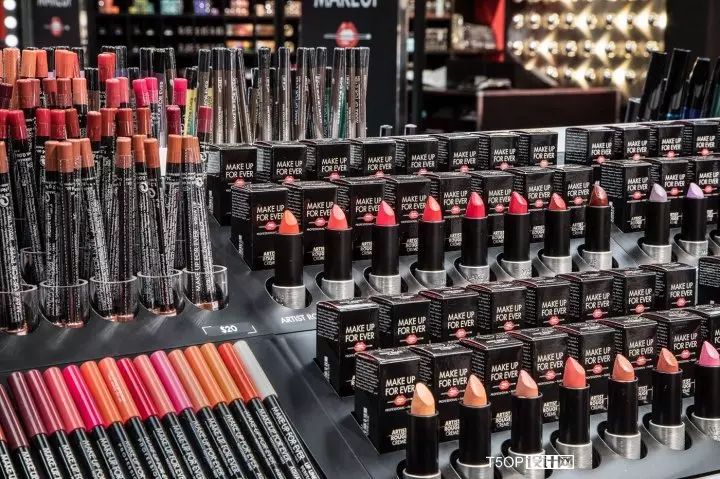 纽约MAKE UP FOR EVER彩妆旗舰店设计-5