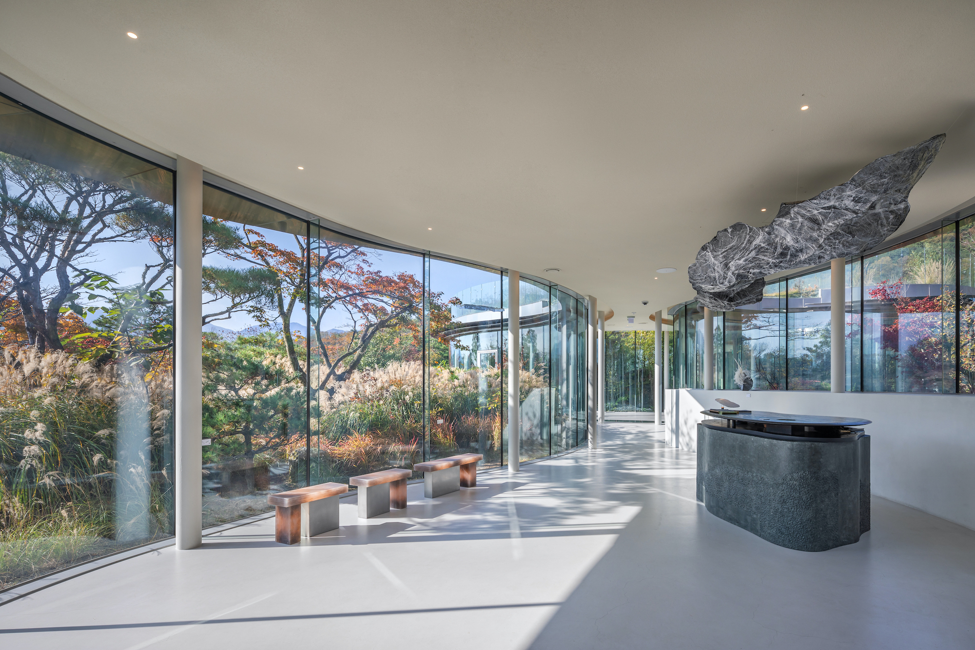 韩国MIGIUI山间驿站丨Architect K-12