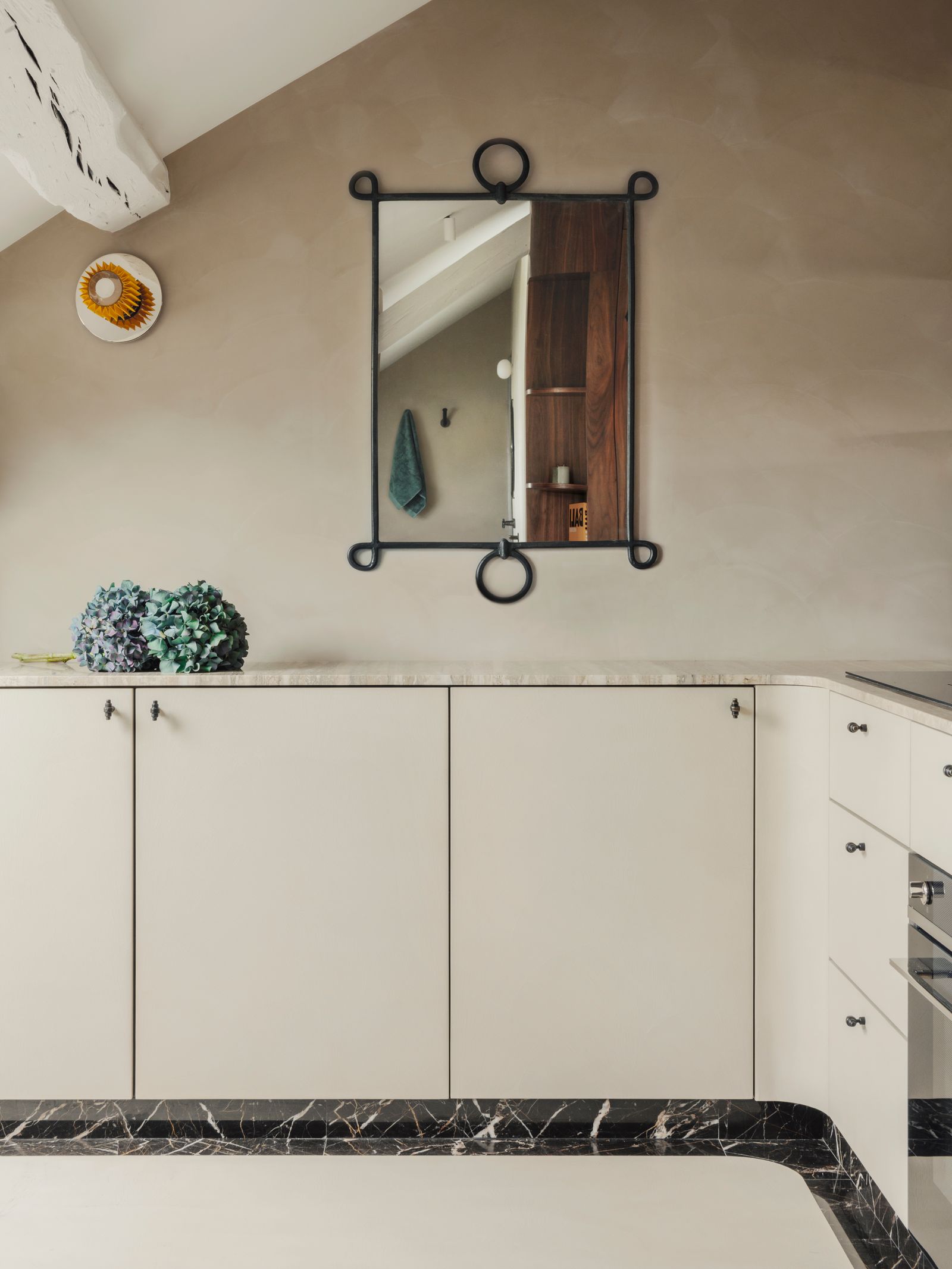 巴黎小型阁楼公寓改造丨法国巴黎丨Volta设计工作室,室内建筑师Agathe Lavaud-26