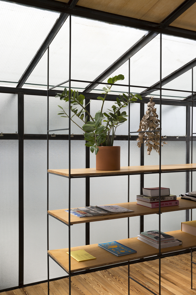 中庭公寓的透明改造-38