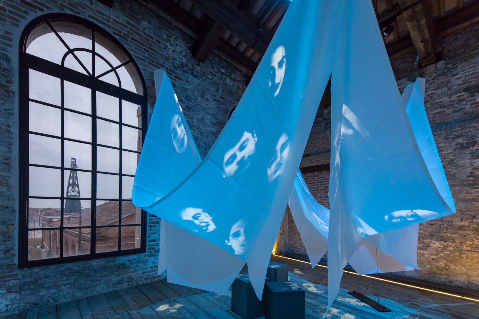 Vardiya,the Shift（土耳其馆参展威尼斯建筑双年展项目）丨未明确提及设计相关,有策展团队Kerem Piker等-39