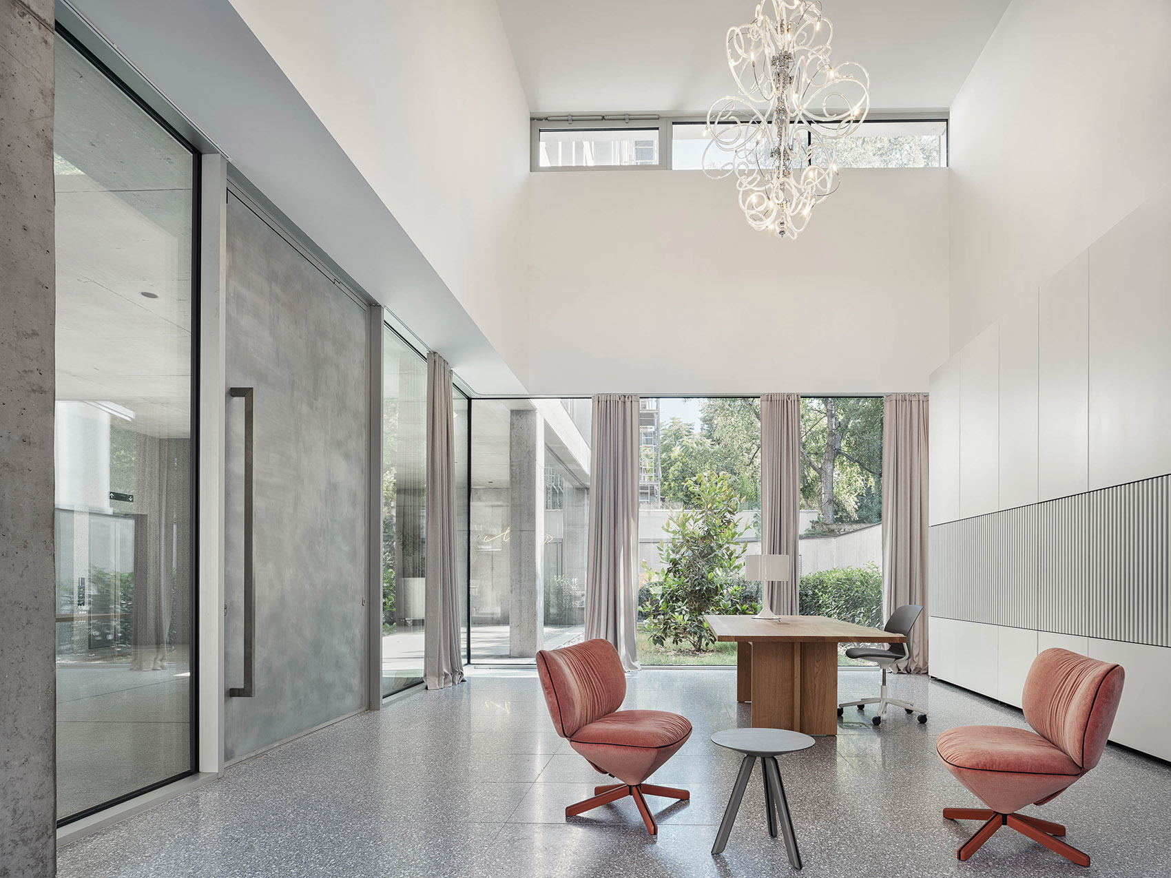 索非亚MIR办公楼丨保加利亚索非亚丨bureau XII-25