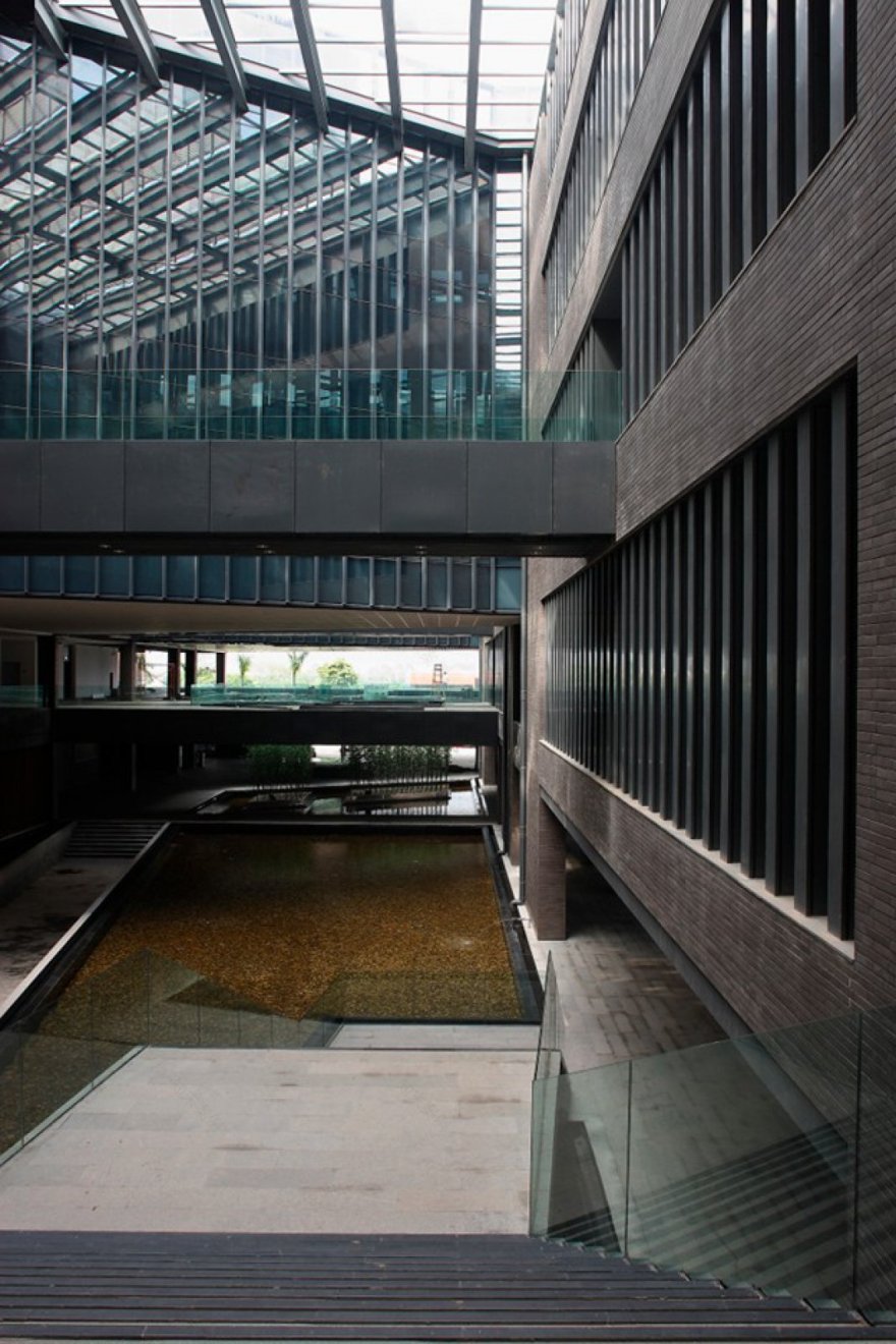 华侨大学厦门工学院图书馆公共区域-10