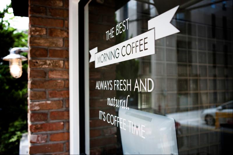 ES Coffee Lounge | 十坪创意咖啡空间设计-10