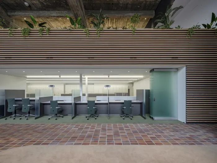 日本前桥新金银行总部改造丨HAGISO,twism design studio-17