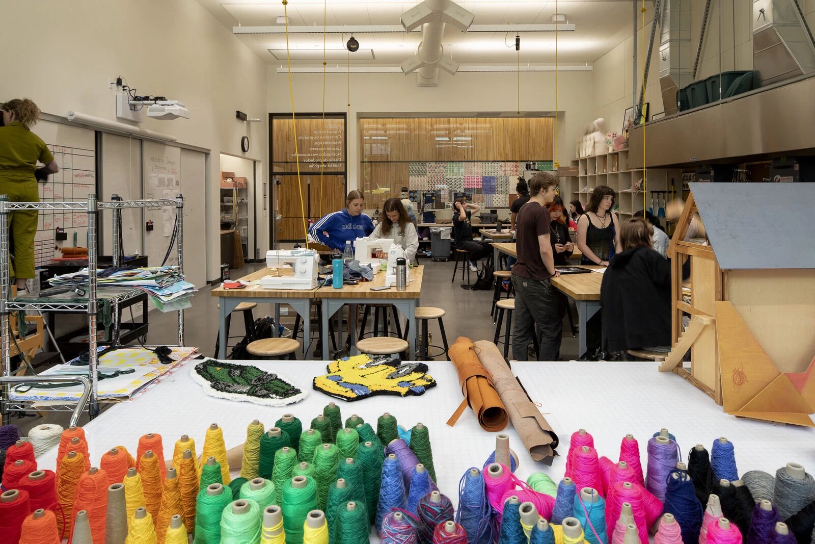 林肯高中丨美国波特兰丨Bora Architecture & Interiors-11