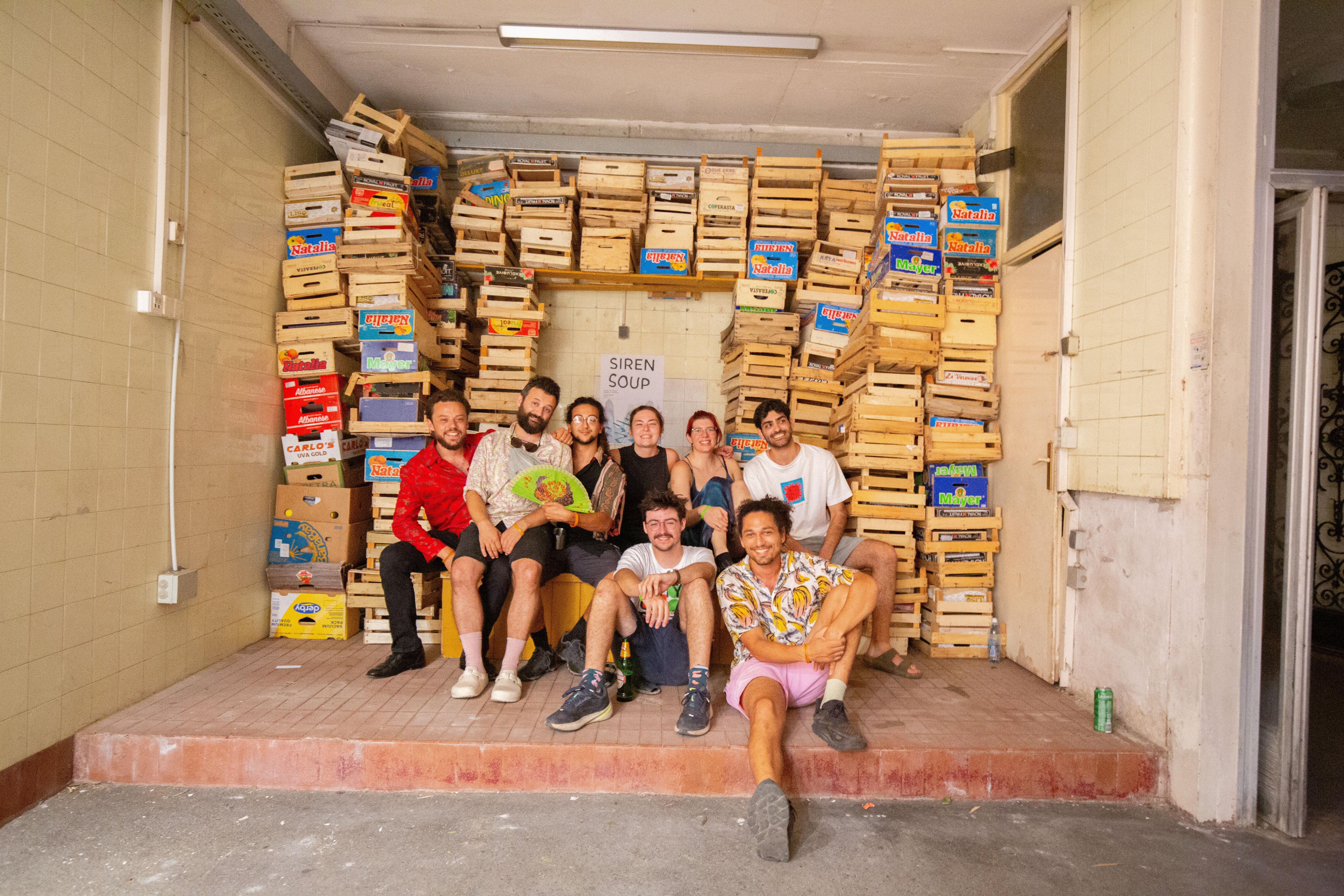 里耶卡25号警笛汤（注：由于SIREN SOUP不太明确确切含义，警笛汤可能不太符合实际情况，这里是按字面进行翻译，若有更多背景信息可使翻译更准确） 丨Mo Abdelbary等11人组成的SSS Crew-115