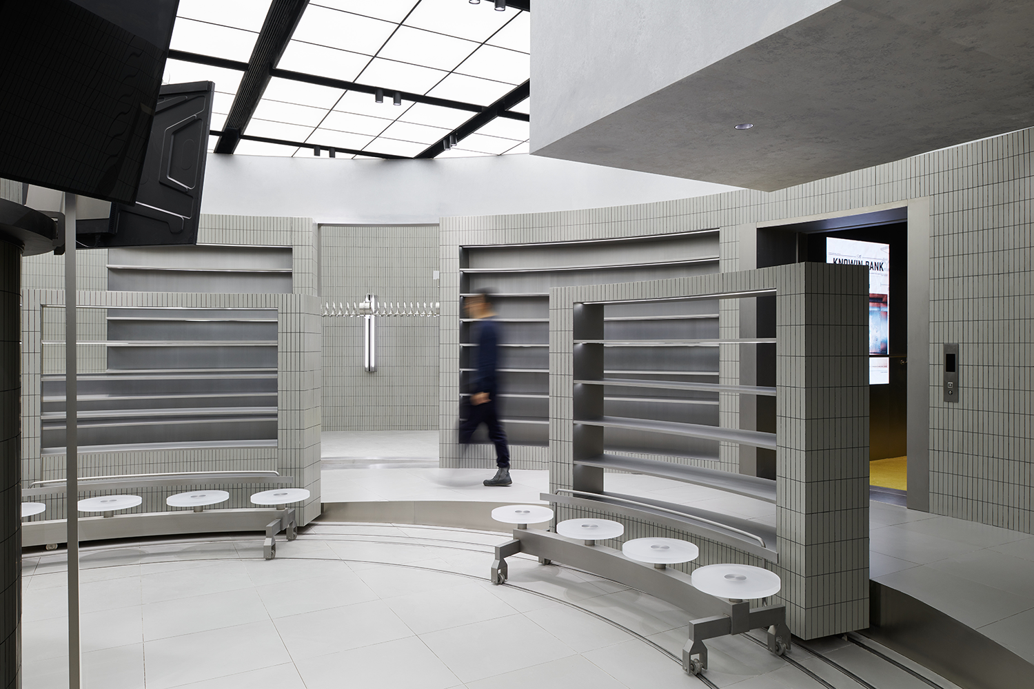 KNOWIN 上海新天地店丨中国上海丨MHPD-7